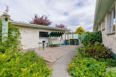 Photo of property in 48 Parsonage Road, Waimate, 7924