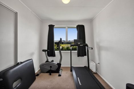 Photo of property in 17 Suther Street, Waverley, 4510