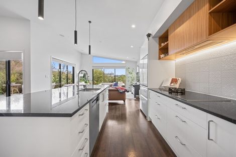 Photo of property in 2 Odlin Lane, Red Beach, 0932