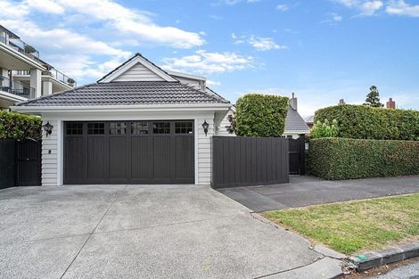 Photo of property in 12 Bassett Road, Remuera, Auckland, 1050