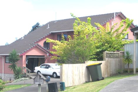 Photo of property in 2/3 Antrim Grove, Bayview, Auckland, 0629