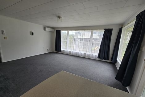 Photo of property in 51b Mana View Road, Paremata, Porirua, 5026