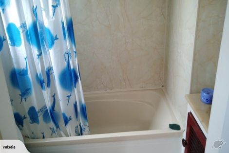 Photo of property in 32 Rangiora Street, Castlecliff, Whanganui, 4501