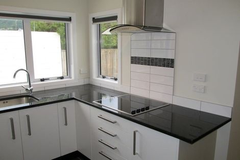 Photo of property in 4 Melville Street, Tawa, Wellington, 5028