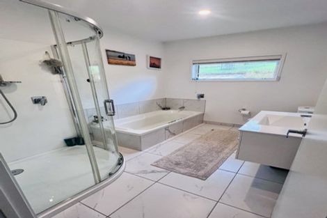 Photo of property in 33 Cory Road, Kaukapakapa, 0873