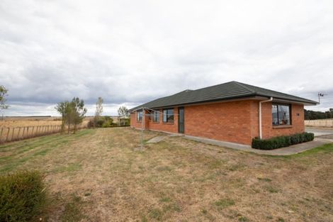 Photo of property in 355 Lethbridge Road, Feilding, 4779