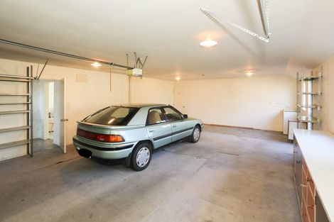 Photo of property in 11 Villa Grove, Ilam, Christchurch, 8041