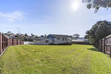 Photo of property in 4 Mataura Place, Clover Park, Auckland, 2019