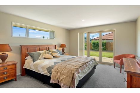 Photo of property in 5 Cassinia Gardens, Aidanfield, Christchurch, 8025