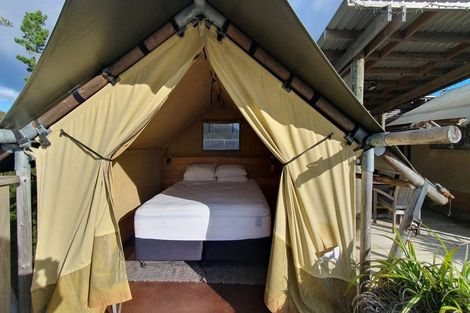 Photo of property in 867 Tuateawa Road, Waikawau, Coromandel, 3584