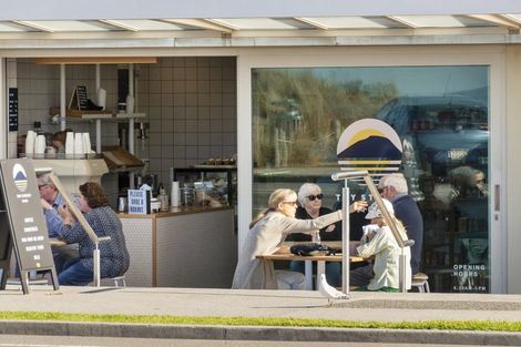 Photo of property in 126 Muricata Avenue, Mount Maunganui, 3116