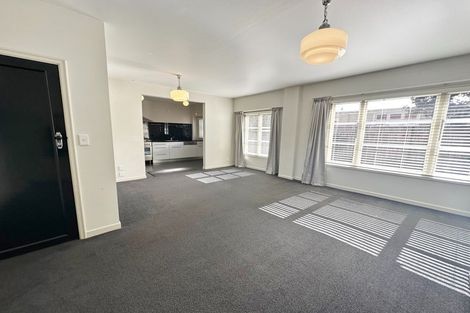 Photo of property in 77 Kahu Road, Fendalton, Christchurch, 8041