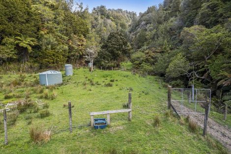 Photo of property in 186 Uruti Road, Uruti, Urenui, 4378