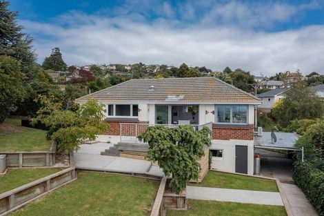 Photo of property in 75 Easther Crescent, Kew, Dunedin, 9012