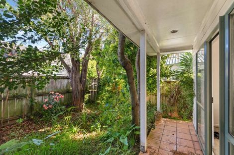 Photo of property in 50c Kings Road, Panmure, Auckland, 1072