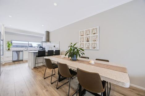 Photo of property in 35 Roundel Crescent, Whenuapai, Auckland, 0618
