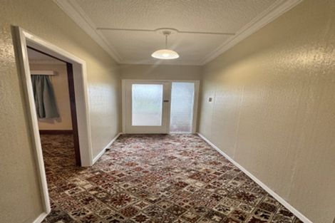 Photo of property in 68 Mortimer Terrace, Brooklyn, Wellington, 6021