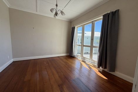 Photo of property in 24 Imperial Terrace, Melrose, Wellington, 6022