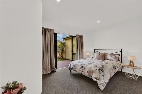 Photo of property in 9/90 Hawke Street, New Brighton, Christchurch, 8083