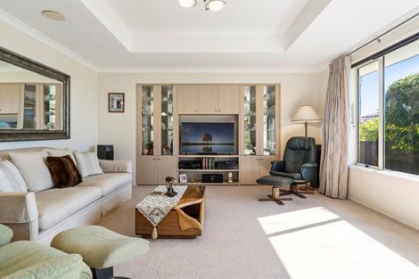 Photo of property in 143 Oriental Parade, Papamoa Beach, Papamoa, 3118