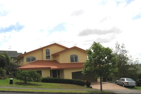 Photo of property in 17 Bluebird Crescent, Unsworth Heights, Auckland, 0632