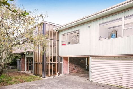 Photo of property in 52 Lynden Avenue, Hillcrest, Auckland, 0627