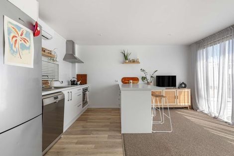 Photo of property in 31 Reynolds Place, Papamoa Beach, Papamoa, 3118