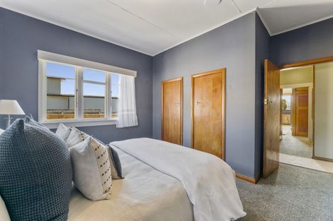 Photo of property in 164 Mangorei Road, Merrilands, New Plymouth, 4312