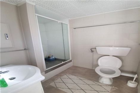 Photo of property in 15 Grande Vue Road, Papatoetoe, Auckland, 2025