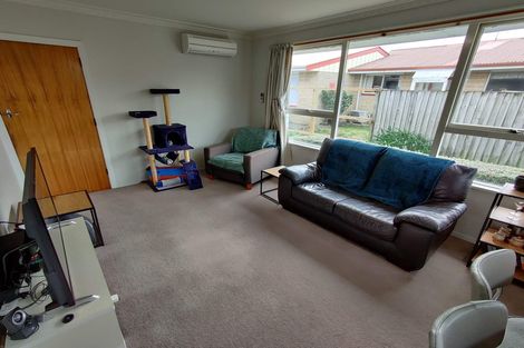 Photo of property in 2/22 Longfellow Street, Sydenham, Christchurch, 8023