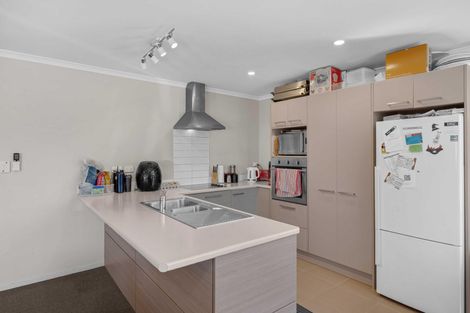 Photo of property in 4 Waitaua Street, Papakura, 2110