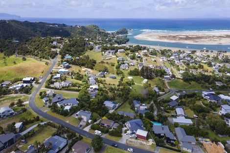 Photo of property in 32 Cullen Street, Mangawhai Heads, Mangawhai, 0505