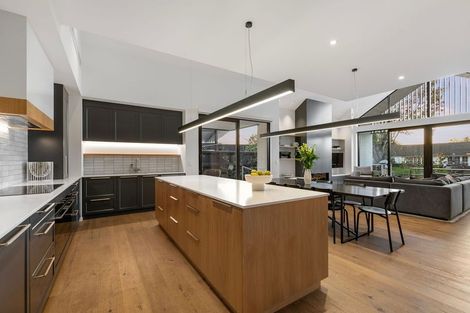 Photo of property in 27 Idris Road, Fendalton, Christchurch, 8052