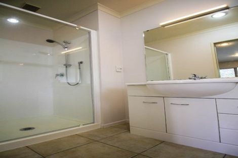 Photo of property in 6 Blackwood Drive, Wattle Downs, Auckland, 2103