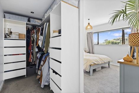 Photo of property in 14 Leveson Street, Strathmore Park, Wellington, 6022