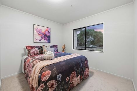 Photo of property in 1 Dalmahoy Place, Wattle Downs, Auckland, 2103