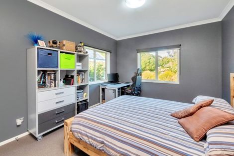 Photo of property in 29 Shine Road, South Head, Helensville, 0874