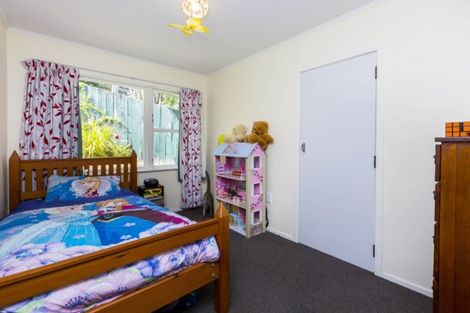 Photo of property in 29 Vista Crescent, Maoribank, Upper Hutt, 5018