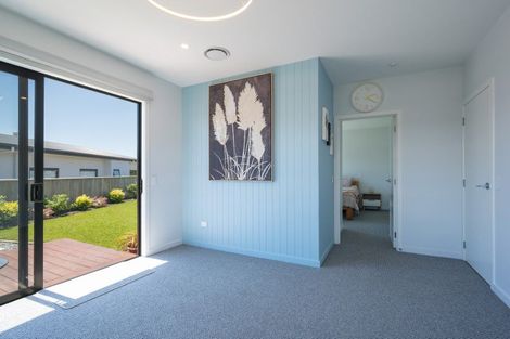 Photo of property in 68 Katania Heights, Brightwater, 7022