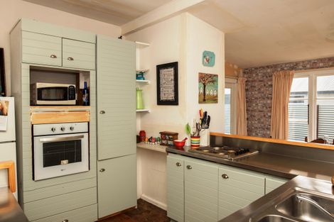 Photo of property in 132 Mcmurdo Street, Tinwald, Ashburton, 7700