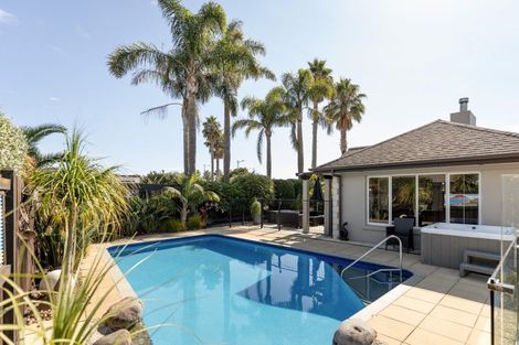 Photo of property in 82 Palm Beach Boulevard, Papamoa Beach, Papamoa, 3118