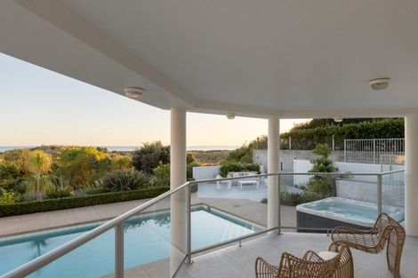 Photo of property in 233c Oceanbeach Road, Mount Maunganui, 3116