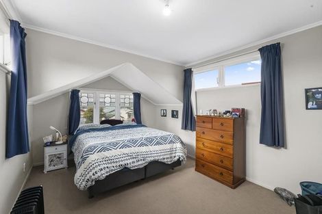 Photo of property in 35 Plunket Avenue, Petone, Lower Hutt, 5012