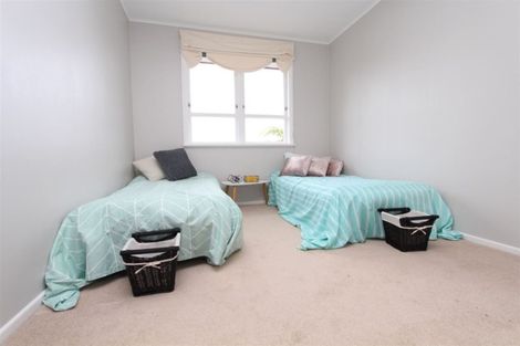 Photo of property in 31 Sunnyview Drive, Brown Owl, Upper Hutt, 5018