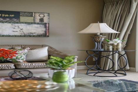 Photo of property in 4a Cleary Terrace, Cockle Bay, Auckland, 2014