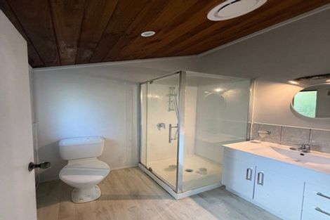 Photo of property in 231 Glengarry Road, Glen Eden, Auckland, 0602