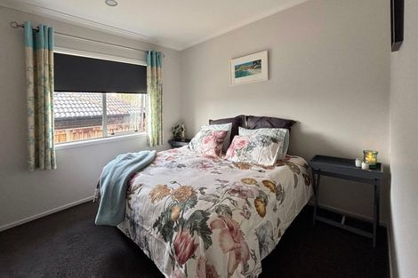 Photo of property in 27 Trauzer Place, Flagstaff, Hamilton, 3210