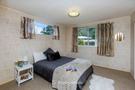 Photo of property in 35 Larchmont Grove, Totara Park, Upper Hutt, 5018