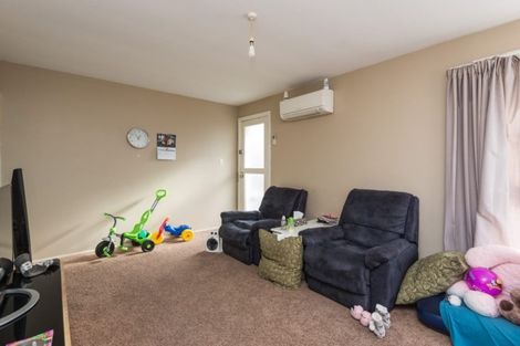 Photo of property in 2/89 Hills Road, Edgeware, Christchurch, 8013