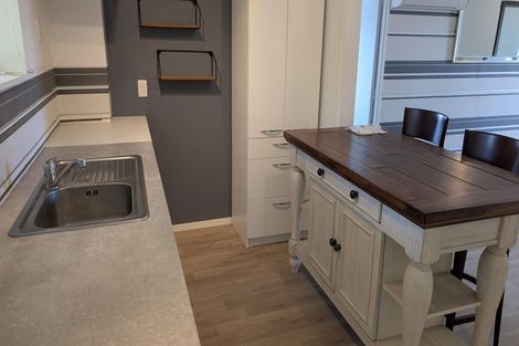 Photo of property in 1 Cliff Lane, Glenbrook, Waiuku, 2681